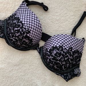 Victoria’s Secret Very Sexy Push-up bra